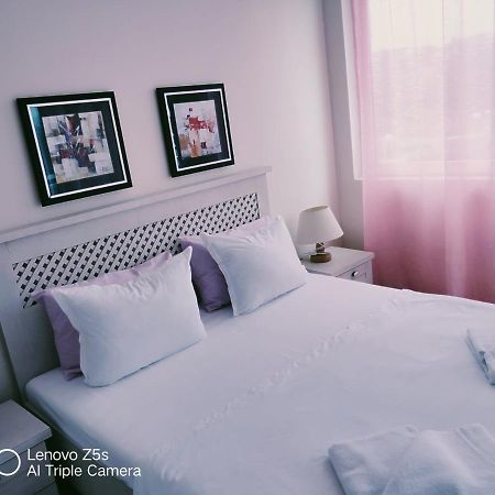 Excellent Apartment In Emberli Aparthotel. Lozenets Luaran gambar