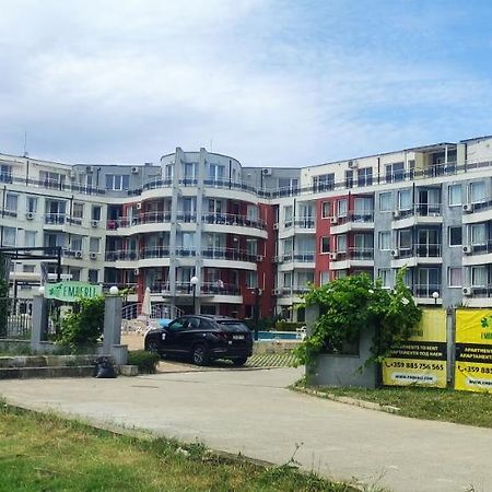 Excellent Apartment In Emberli Aparthotel. Lozenets Luaran gambar